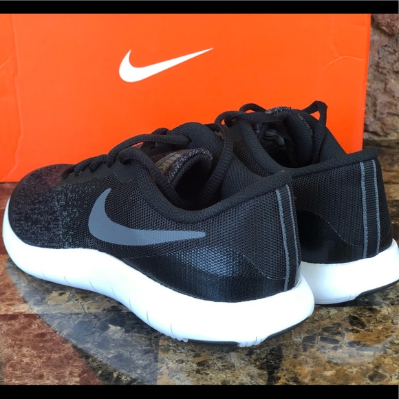 Nike Boys' Flex Contact Running Shoes - Picture 9 of 10